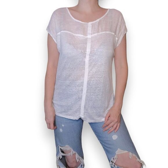 Majestic Filatures Tops - 5/$100 SALE - MAJESTIC FILATURES Paris 100% Linen White Short Sleeve Top